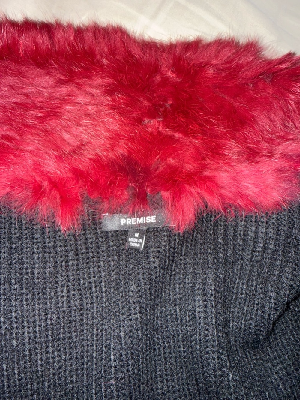 Vintage Premise Ombre Faux Fur Vest Red Black Festival Boho Wrap - Picture 14 of 16
